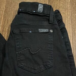 Seven for all mankind women's Black Jeans, size 25